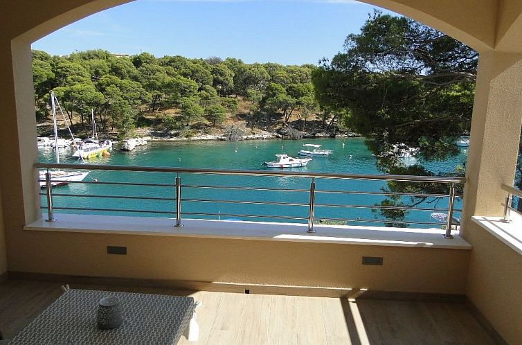 Guest house 1033552 - Apartment Dalmatia - Appartement Villa Aurea 4