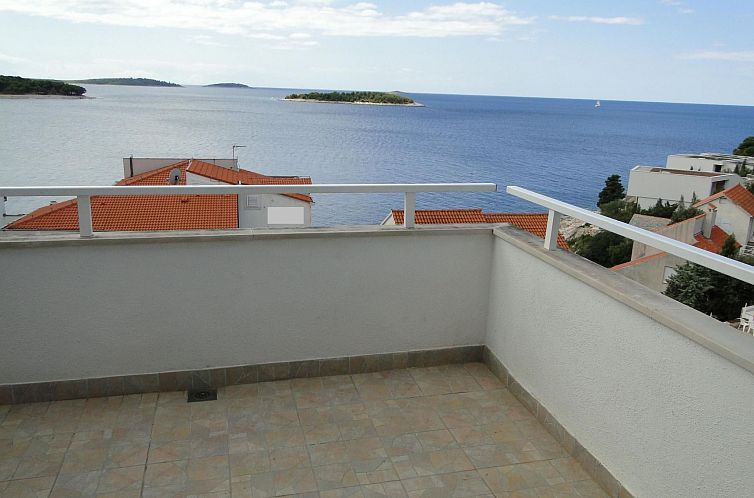 Guest house 1033555 - Apartment Dalmatia - Appartement Villa Laguna 3 Ferienwohnung für 4 Personen