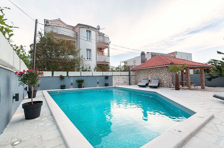 Verblijf 1033621 - Appartement Dalmatie - Appartement Apartments Marina 2 4+1