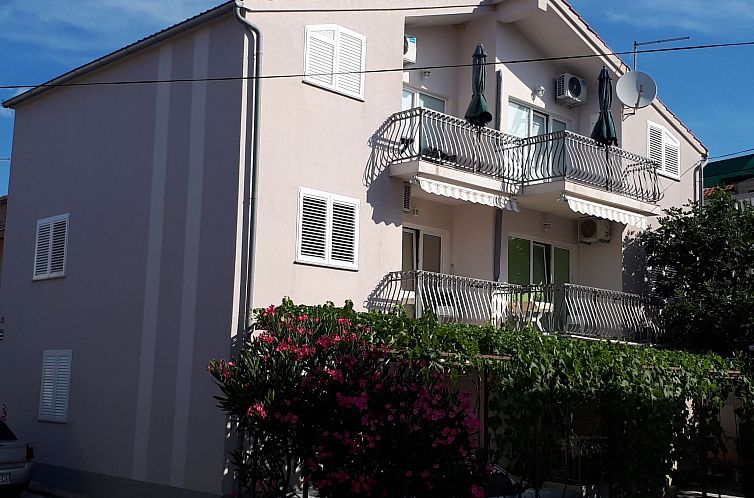 Appartement Gemütliches Apartment mit Balkon