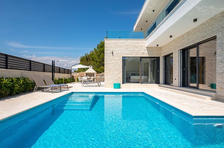 Vakantiehuis Villa Luka in der Stadt Srima