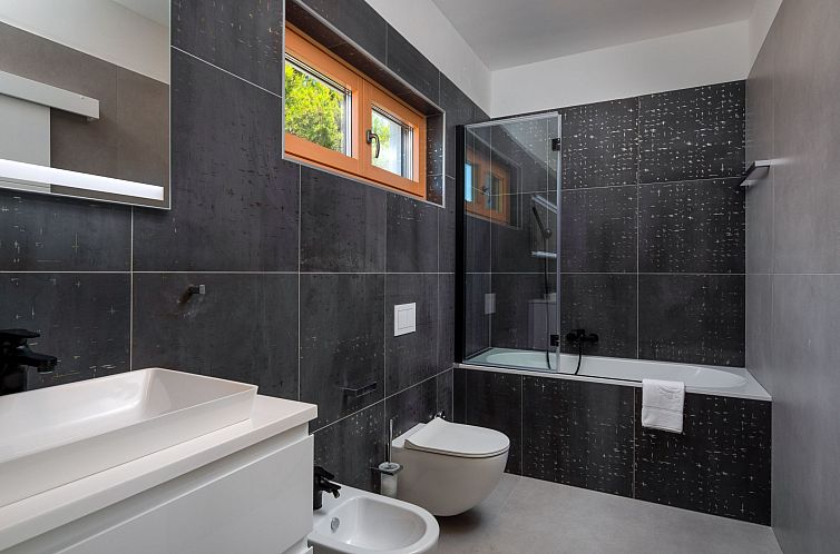 Vakantiehuis Villa Luka in der Stadt Srima