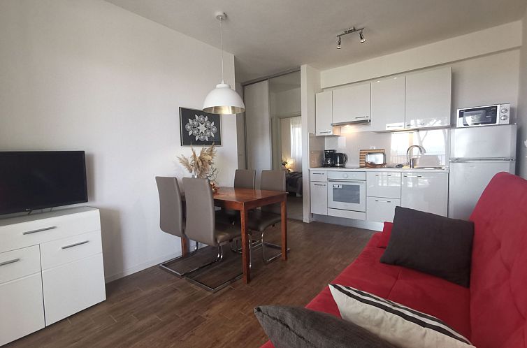 Appartement Moderne Ferienwohnung mit Pool