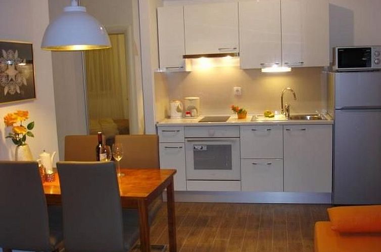 Appartement Moderne Ferienwohnung mit Pool