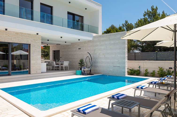 Vakantiehuis für 10 Personen in Sria