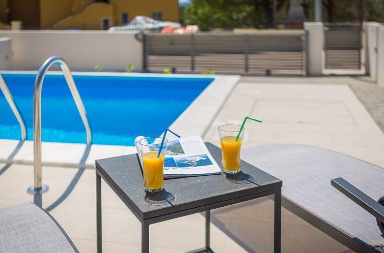 Vakantiehuis Charmante Villa Nadija in der Nähe des Strande