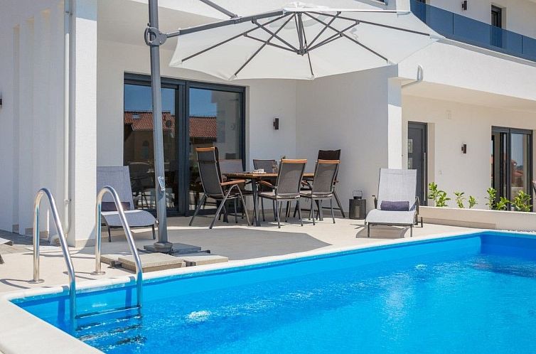 Vakantiehuis Charmante Villa Nadija in der Nähe des Strande