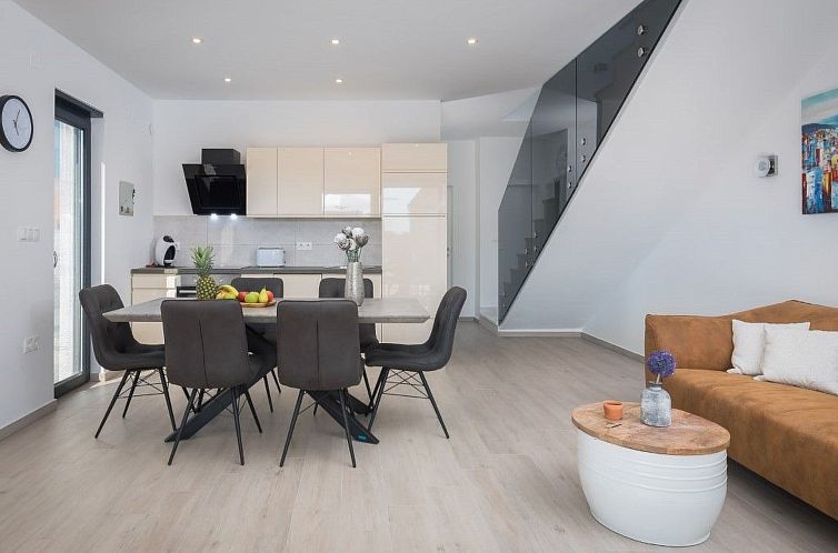Vakantiehuis Charmante Villa Nadija in der Nähe des Strande