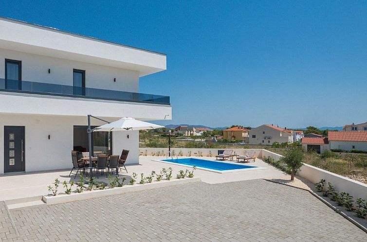 Vakantiehuis Schöne Villa Bettina in Vodice