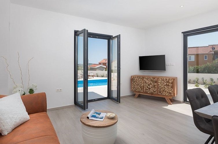 Vakantiehuis Schöne Villa Bettina in Vodice