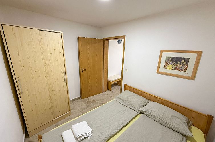 Appartement in Vodice mit Terrasse