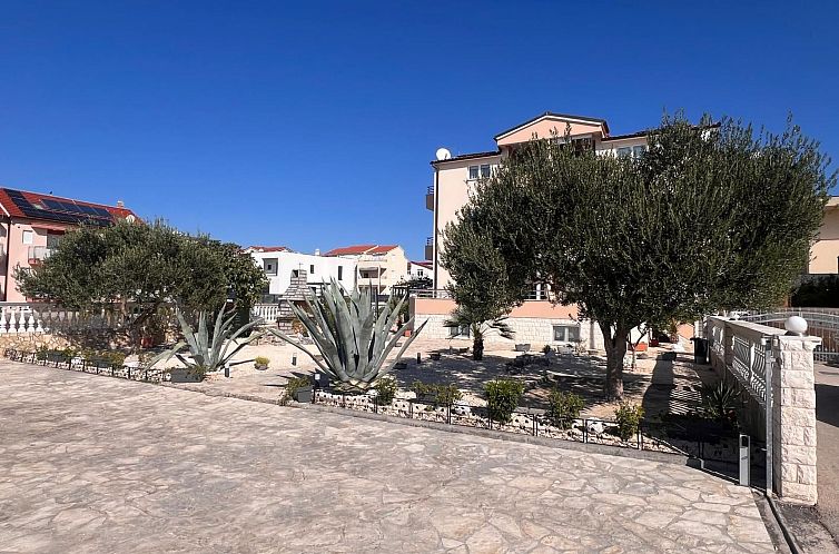 Appartement Wohnung "Ivić 3"