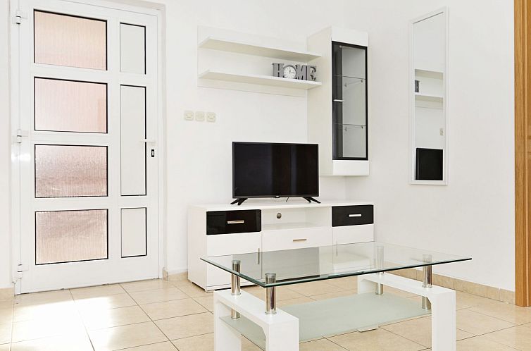 Unterkunft 10337104 - Appartement Dalmatien - Appartement ''Martina S 4"