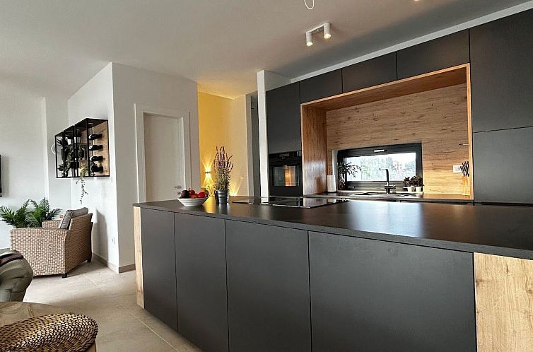 Vakantiehuis Villa Montini mit Pool und Meerblick