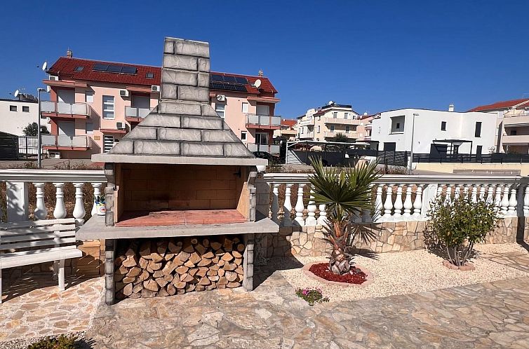 Appartement Wohnung "Ivić 2" mit Terrasse