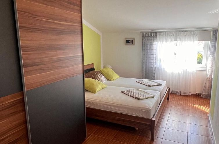 Appartement Wohnung "Ivić 2" mit Terrasse