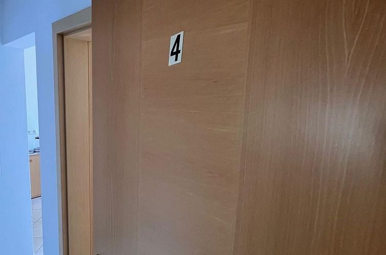 Appartement Wohnung "Ivić 4"