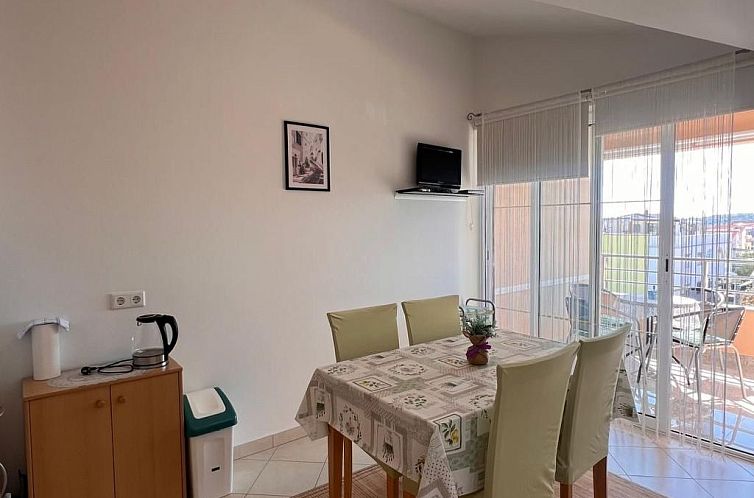 Appartement Wohnung "Ivić 4"
