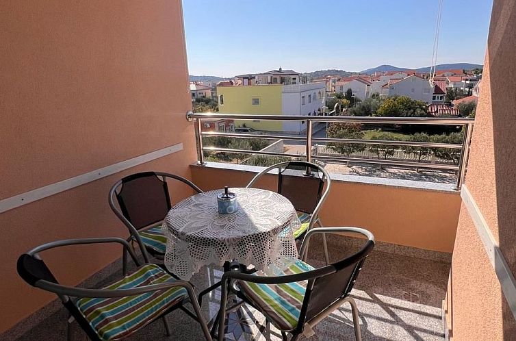 Appartement Wohnung "Ivić 4"