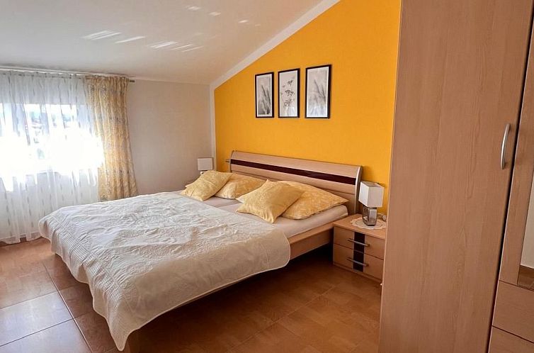 Appartement Wohnung "Ivić 4"