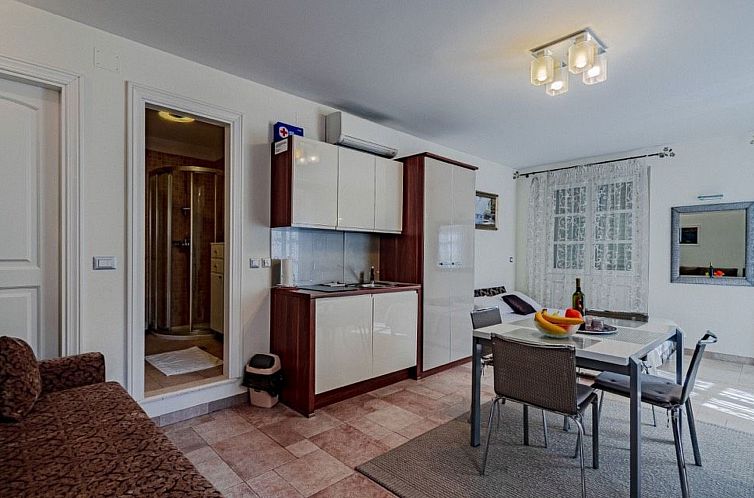 Appartement Stadtzentrum Pelavin Mir