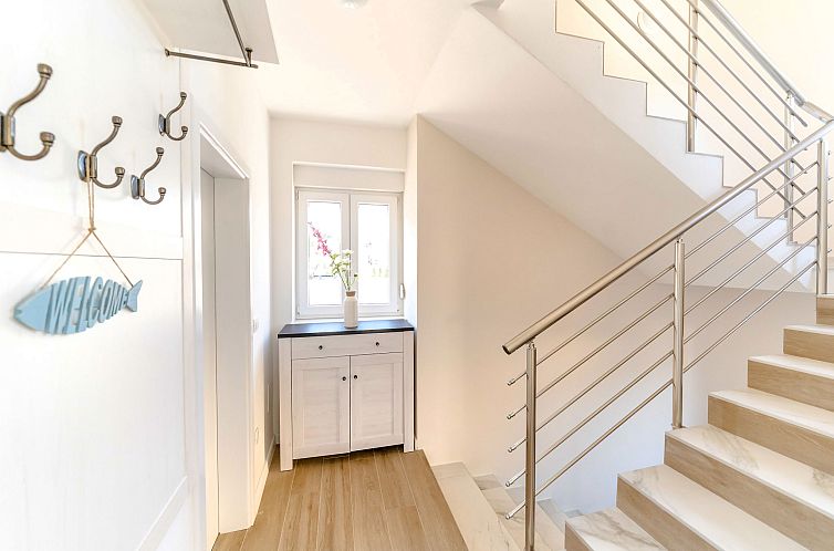 Vakantiehuis Sea Front Villa Lucija