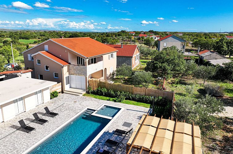 Unterkunft 10339301 - Ferienhaus Dalmatien - Vakantiehuis "Olea"