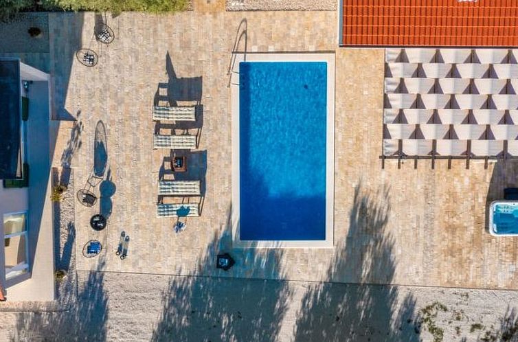 Vakantiehuis Villa Oliveto with pool