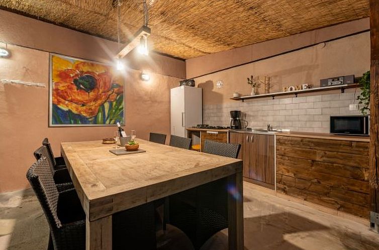 Vakantiehuis Holiday Home Burgija