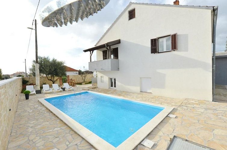 Unterkunft 1033939 - Ferienhaus Dalmatien - Vakantiehuis Ariana privater Pool - Agentur TA Leut