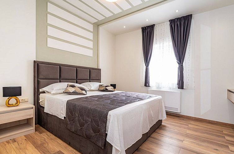Vakantiehuis Dalmatinische Villa "Bocagnazzo" mit Pool