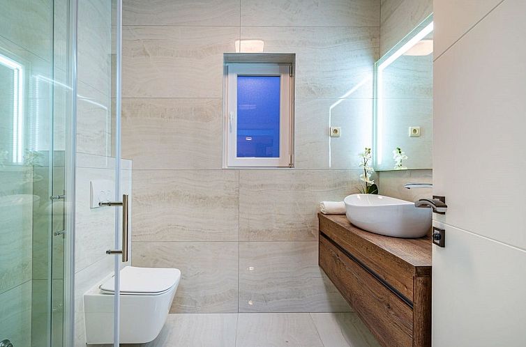 Vakantiehuis Dalmatinische Villa "Bocagnazzo" mit Pool