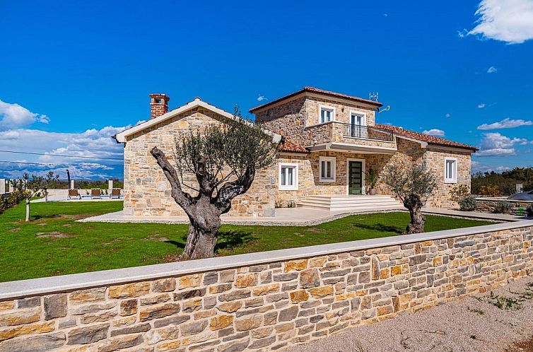 Vakantiehuis Dalmatinische Villa "Bocagnazzo" mit Pool