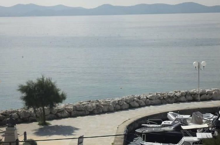 Appartement Große Ferienwohnung in Zadar mit Privatem Balko