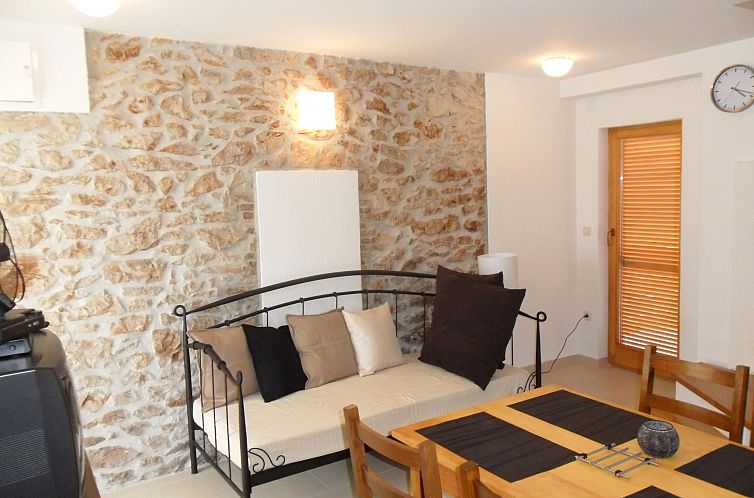 Appartement Große Ferienwohnung in Zadar mit Privatem Balko