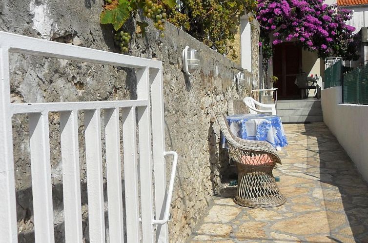 Appartement Große Ferienwohnung in Zadar mit Privatem Balko