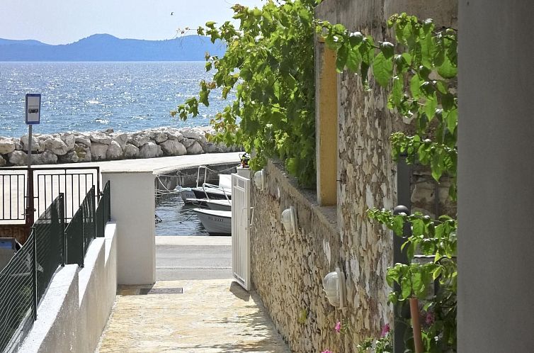 Appartement im Erdgeschoss mit Panorama-Blick