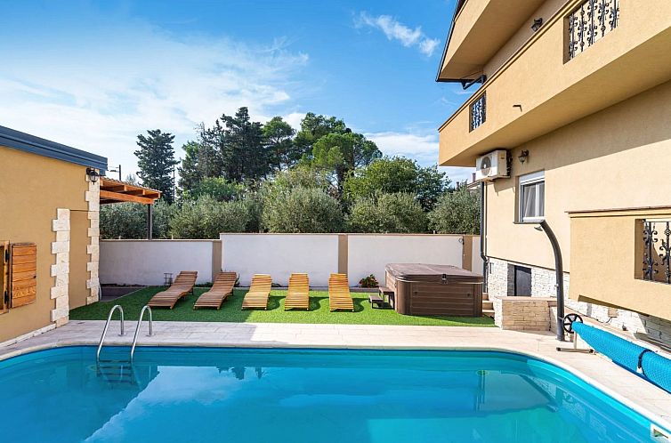 Unterkunft 1033957 - Ferienhaus Dalmatien - Vakantiehuis Villa YesPeace