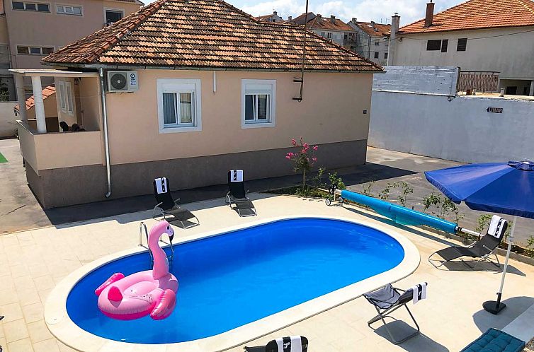 Unterkunft 1033960 - Ferienhaus Dalmatien - Vakantiehuis "Villa Franov" mit privatem Pool