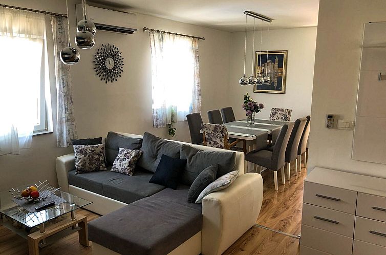 Vakantiehuis "Villa Franov" mit privatem Pool