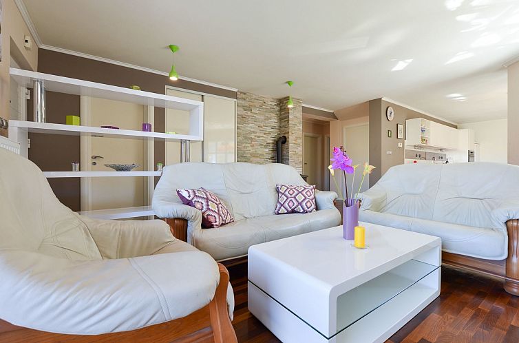 Vakantiehuis Villa Šima- Luxusappartement mit privatem Pool