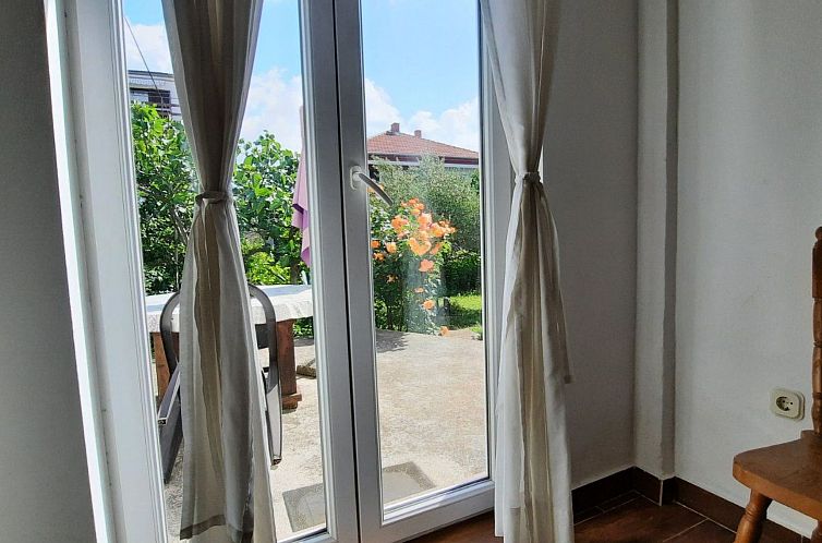 Vakantiehuis Schönes Haus mit privatem Garten