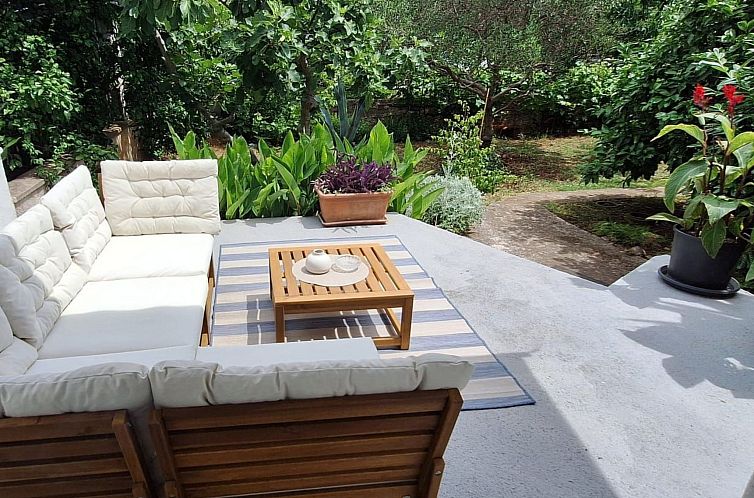 Vakantiehuis Schönes Haus mit privatem Garten