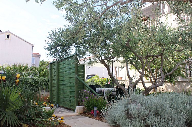 Appartement Ruhiges Appartement mit Terrasse in Strandnähe