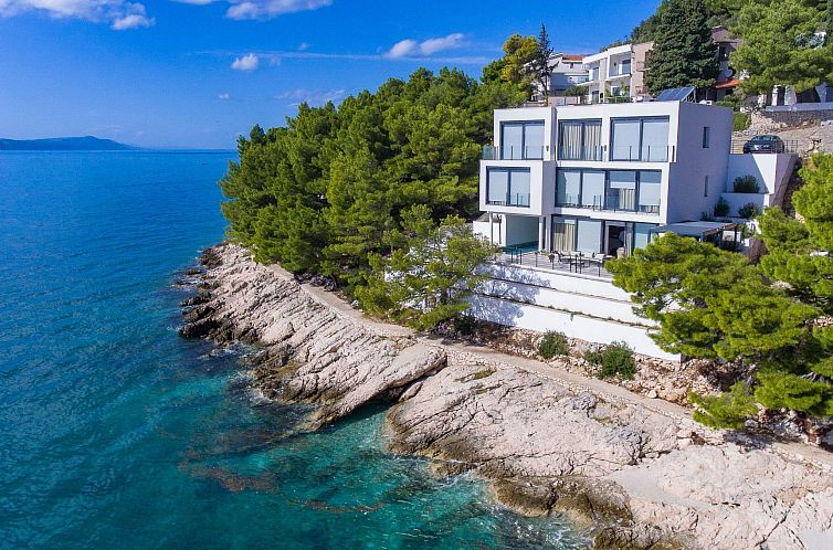 Vakantiehuis Villa Puntien am Meer mit privatem Pool