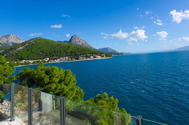 Vakantiehuis Villa Puntien am Meer mit privatem Pool