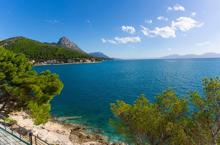 Vakantiehuis Villa Puntien am Meer mit privatem Pool