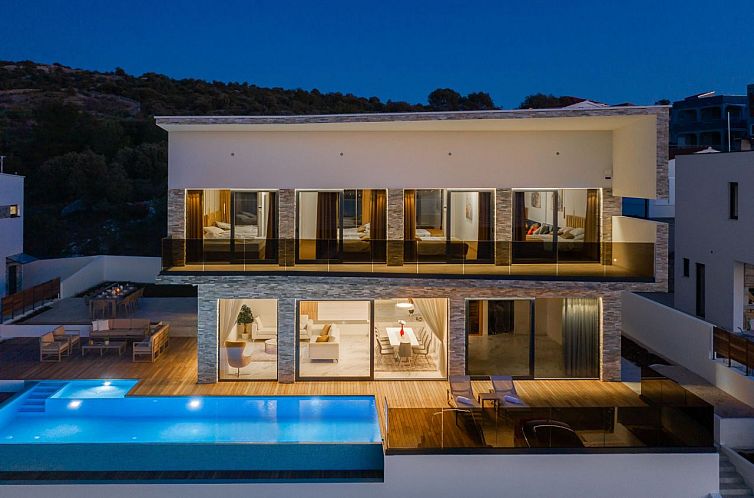 Vrijstaande woning in Razanj