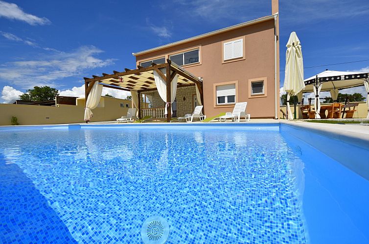 Verblijf 1034225 - Vakantiewoning Dalmatie - Vakantiehuis Frane