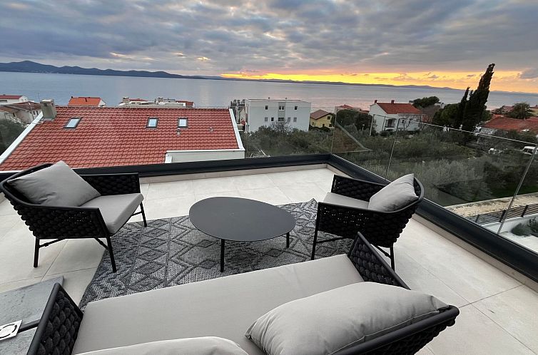 Vakantiehuis Oase mit Meerblick - Zadar Villa & Spa